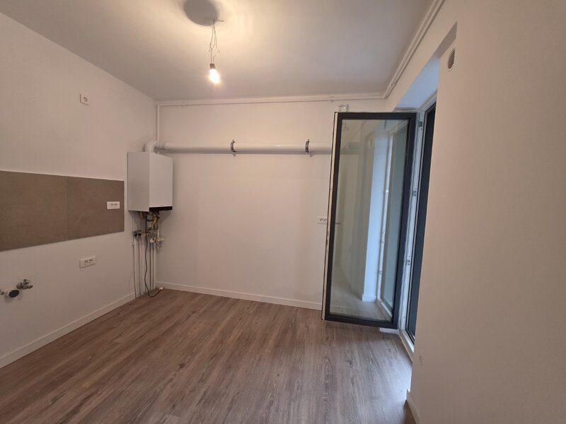 Metrou Nicolae Teclu, complex Estoria, parcare, boxa, centrala, TVA inclus